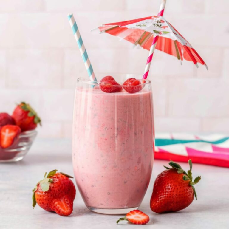 Easy Strawberry Smoothie Recipes 3 ingredients