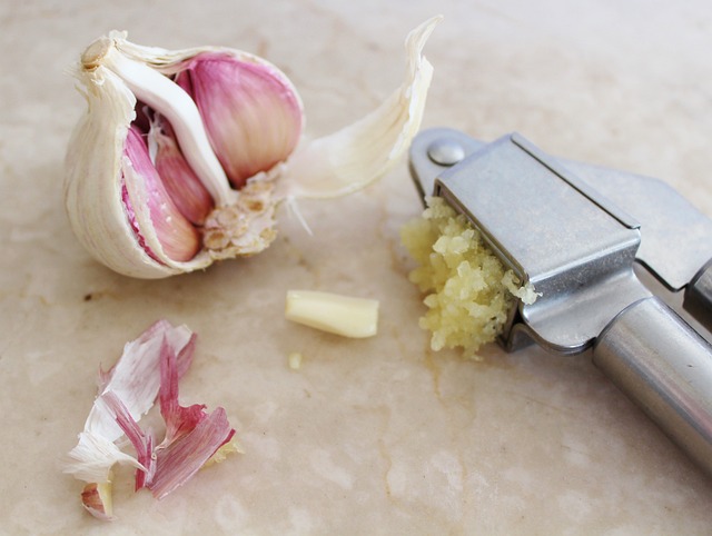 How to Make Garlic Butter