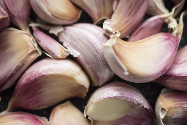 How to Make Garlic Butter