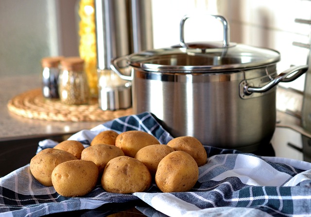 How Long to Boil Potatoes for Potato Salad